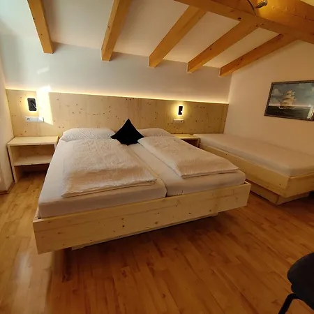Aparthotel Klementhof 3*