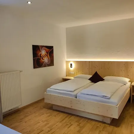 Aparthotel Klementhof 3*