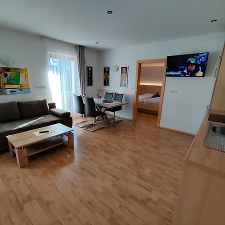 Klementhof 3*