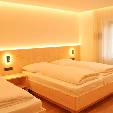 Klementhof 3*